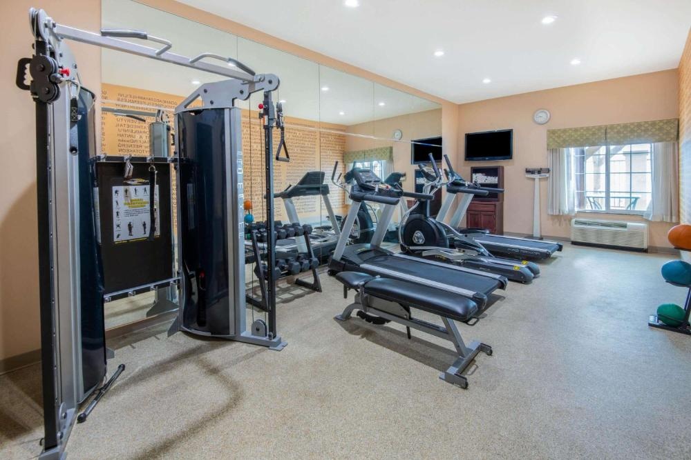 Holiday Inn Express & Suites - Ardmore, an IHG Hotel Image 26