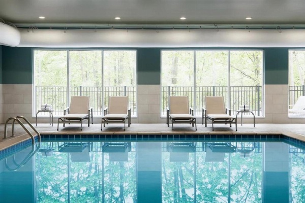 Holiday Inn Express & Suites - Ardmore, an IHG Hotel image 5